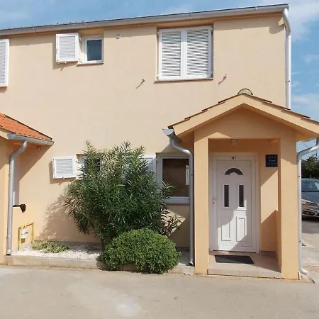 House Buneta * Ližnjan