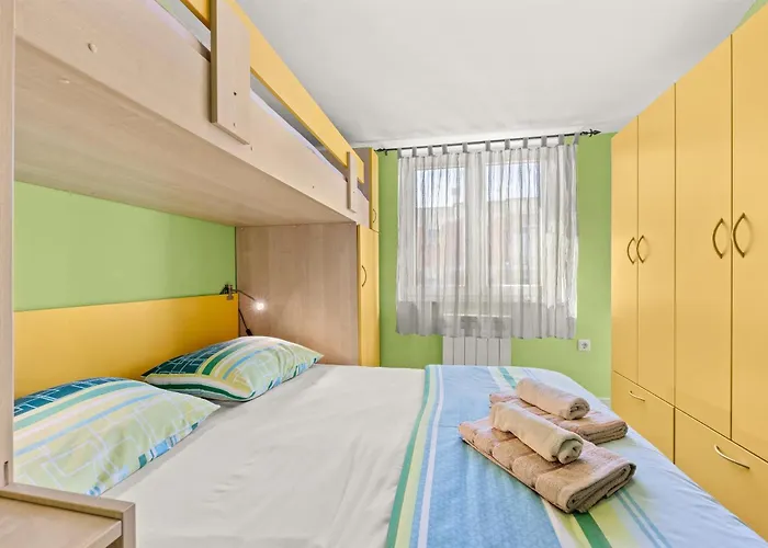 Lägenhet House Buneta Ližnjan